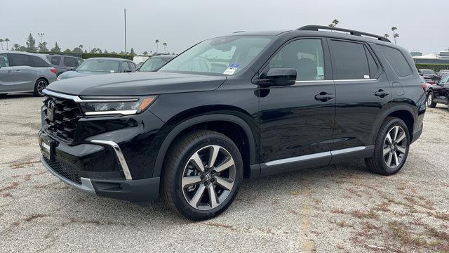 new 2025 Honda Pilot car, priced at $48,595