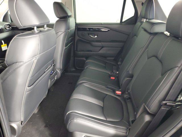new 2025 Honda Pilot car, priced at $44,995