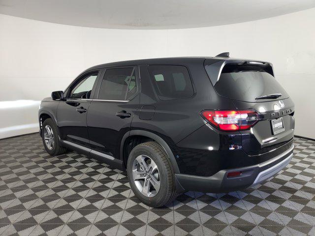 new 2025 Honda Pilot car, priced at $44,995