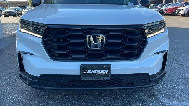 new 2025 Honda Pilot car, priced at $44,250