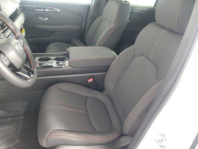 new 2025 Honda Pilot car, priced at $42,150