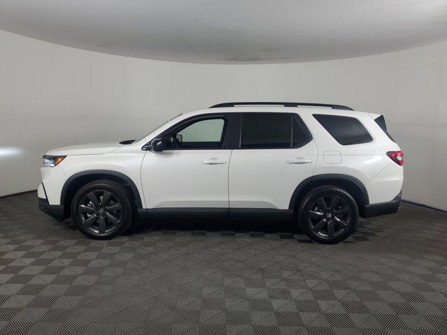 new 2025 Honda Pilot car, priced at $42,150