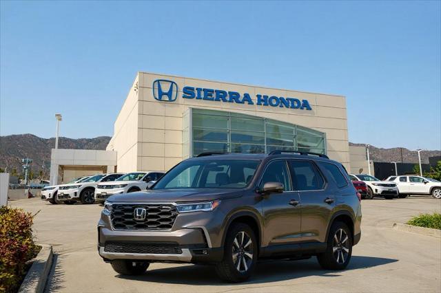 new 2025 Honda Pilot car, priced at $48,950