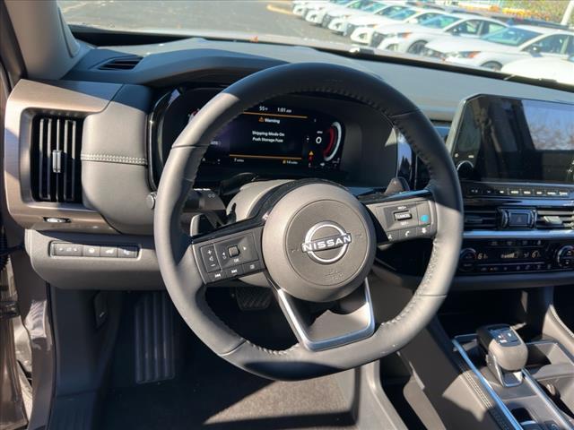 new 2025 Nissan Pathfinder car, priced at $50,721