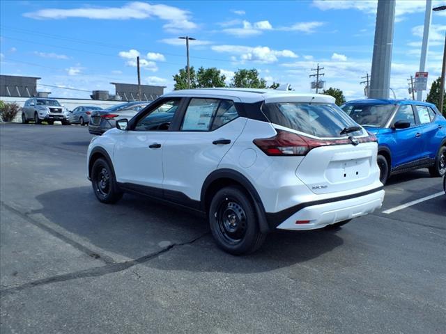 new 2025 Nissan Kicks car, priced at $23,257