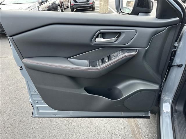 new 2025 Nissan Rogue car, priced at $34,634