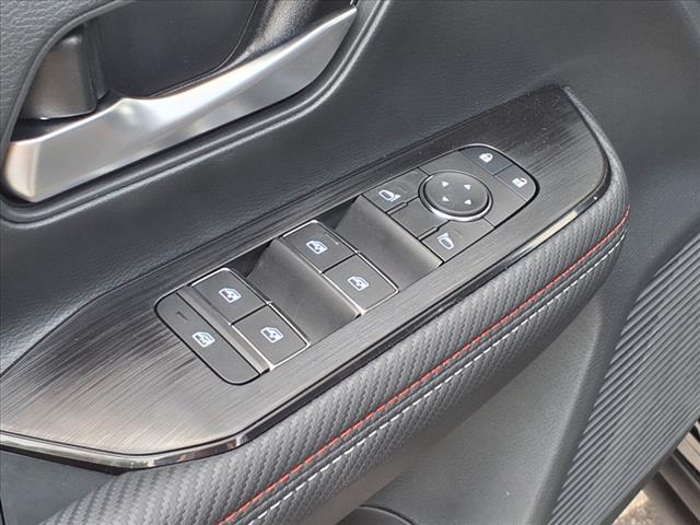 new 2025 Nissan Kicks car, priced at $26,552