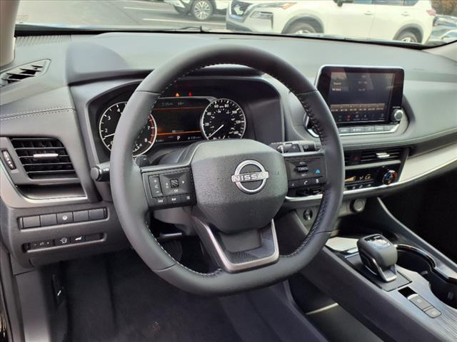new 2025 Nissan Rogue car, priced at $32,028