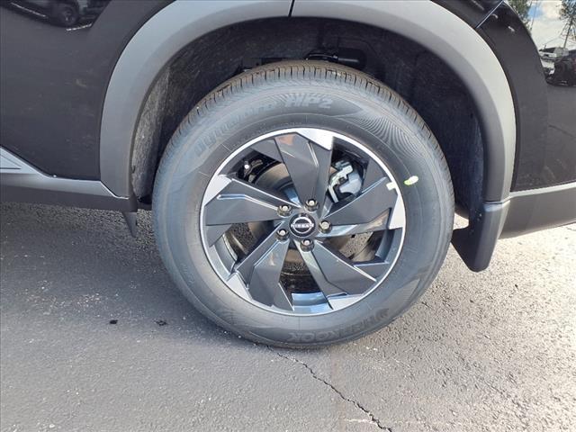 new 2025 Nissan Rogue car, priced at $32,028