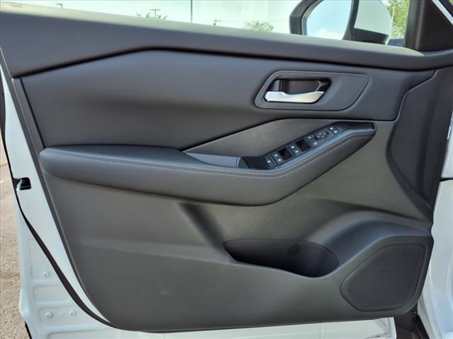 new 2025 Nissan Rogue car, priced at $32,432