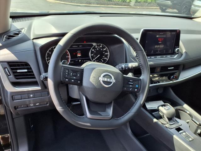 new 2025 Nissan Rogue car, priced at $32,028