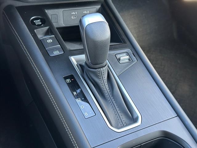 new 2025 Nissan Kicks car, priced at $28,573