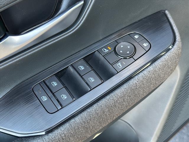 new 2025 Nissan Kicks car, priced at $28,573