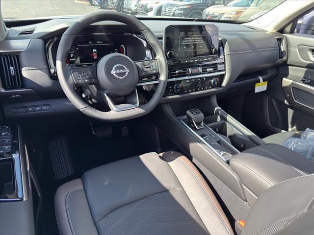 new 2025 Nissan Pathfinder car, priced at $48,168