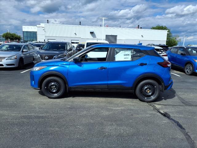 new 2025 Nissan Kicks car, priced at $23,179