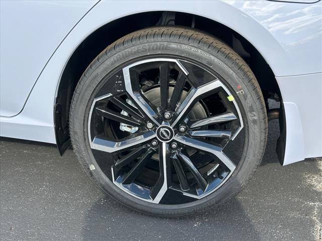 new 2025 Nissan Altima car, priced at $31,266