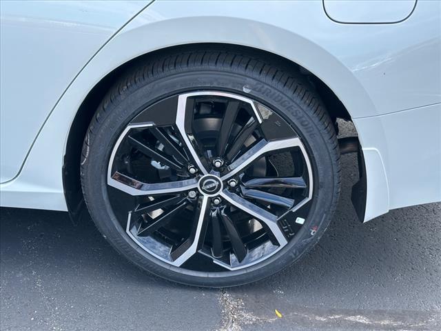 new 2025 Nissan Altima car, priced at $29,577