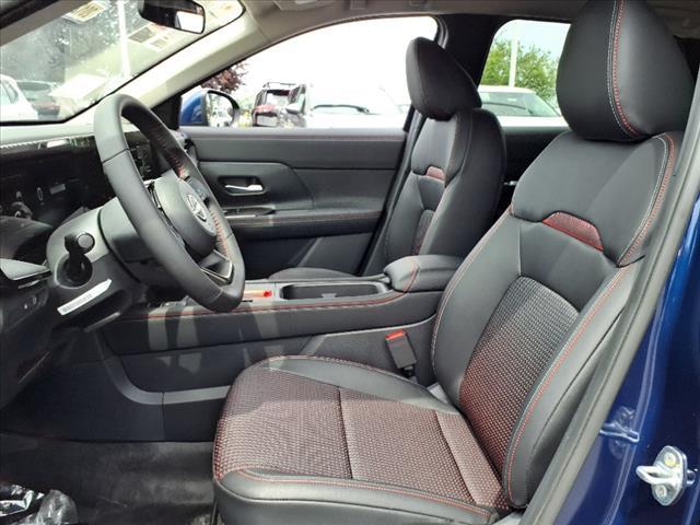 new 2025 Nissan Kicks car, priced at $26,552
