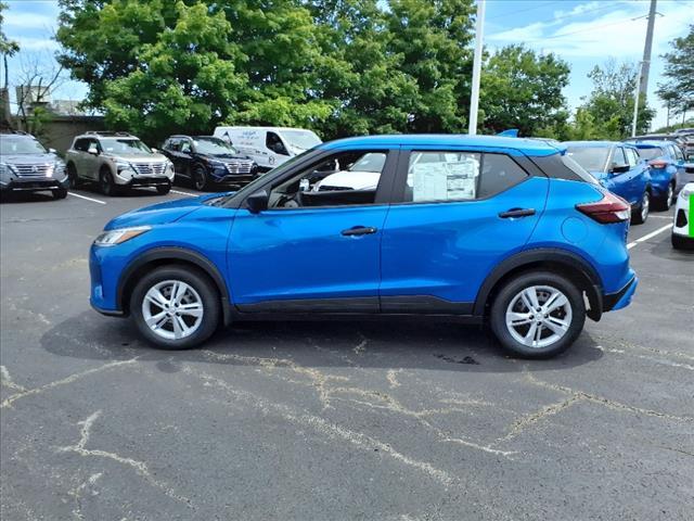 new 2025 Nissan Kicks car, priced at $23,257