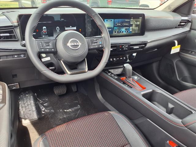 new 2025 Nissan Kicks car, priced at $26,552
