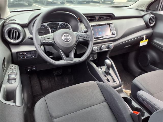 new 2025 Nissan Kicks car, priced at $23,257