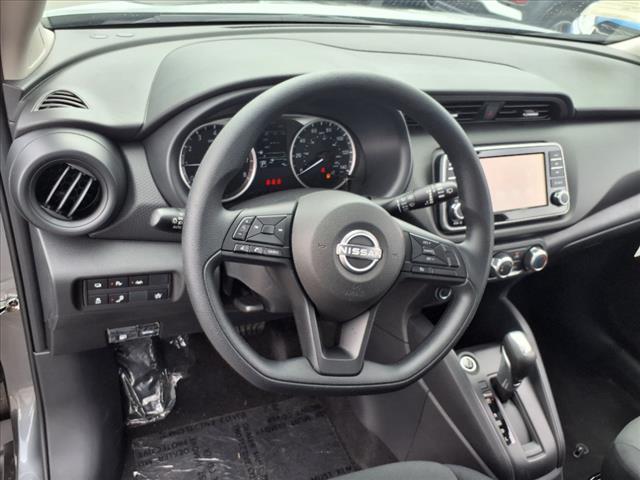 new 2025 Nissan Kicks car, priced at $23,274