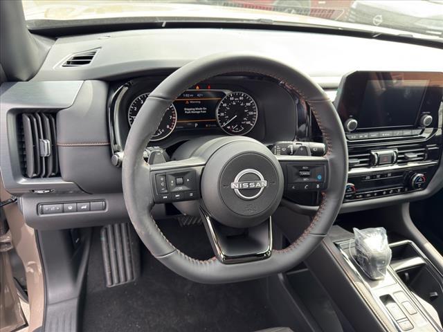 new 2025 Nissan Pathfinder car, priced at $44,401
