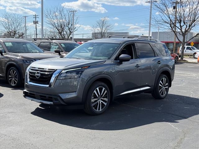 new 2025 Nissan Pathfinder car, priced at $50,465