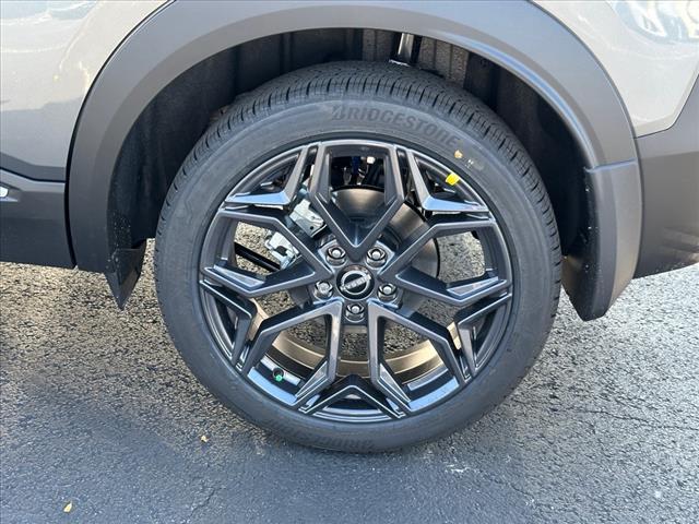 new 2025 Nissan Kicks car, priced at $29,583