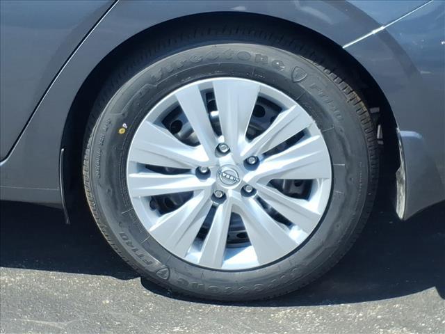new 2025 Nissan Sentra car, priced at $20,851