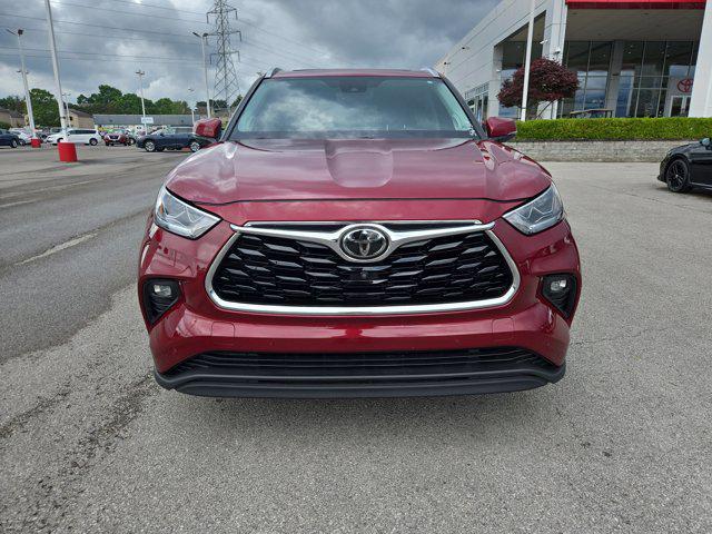 used 2020 Toyota Highlander car, priced at $33,900