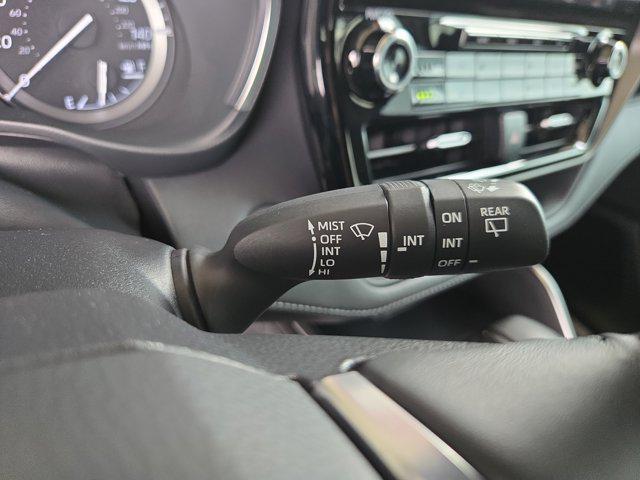 used 2020 Toyota Highlander car, priced at $33,900
