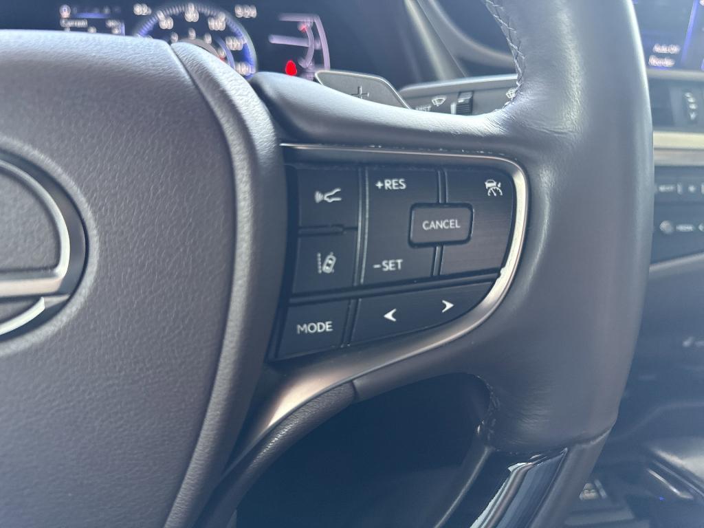 used 2019 Lexus ES 350 car, priced at $29,900