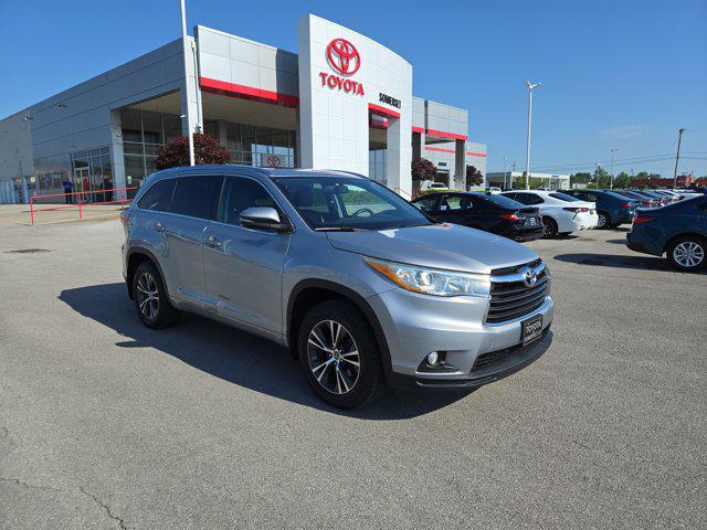 used 2016 Toyota Highlander car, priced at $23,900