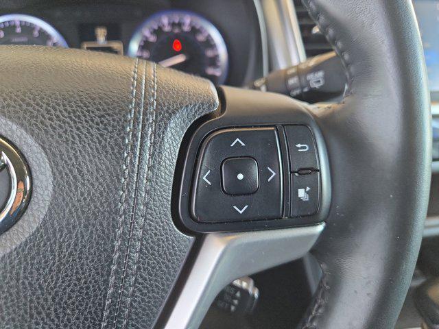 used 2016 Toyota Highlander car, priced at $23,900