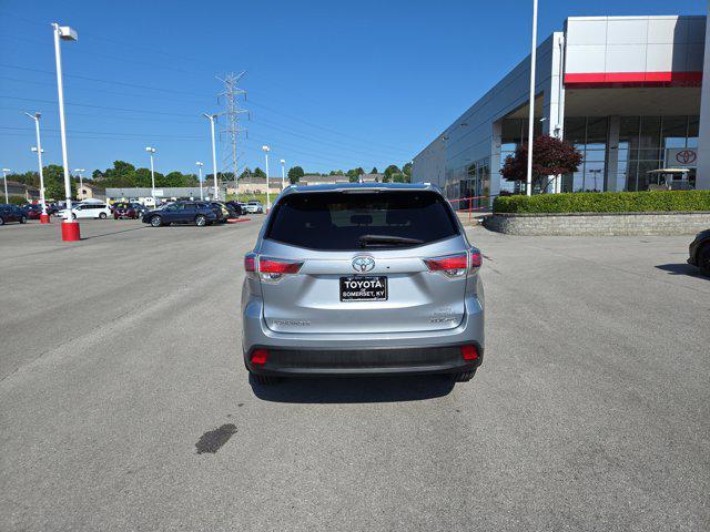 used 2016 Toyota Highlander car, priced at $23,900