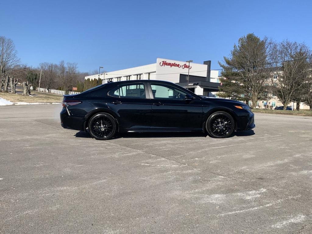 used 2022 Toyota Camry Hybrid car, priced at $29,900