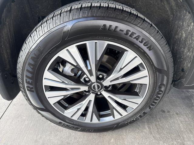 used 2023 Nissan Rogue car, priced at $23,900