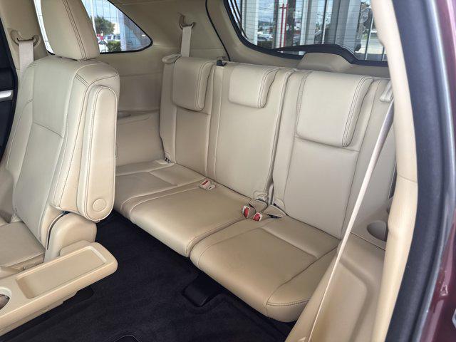 used 2016 Toyota Highlander car, priced at $25,900