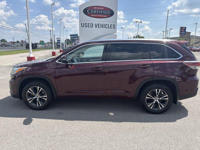 used 2016 Toyota Highlander car, priced at $25,900