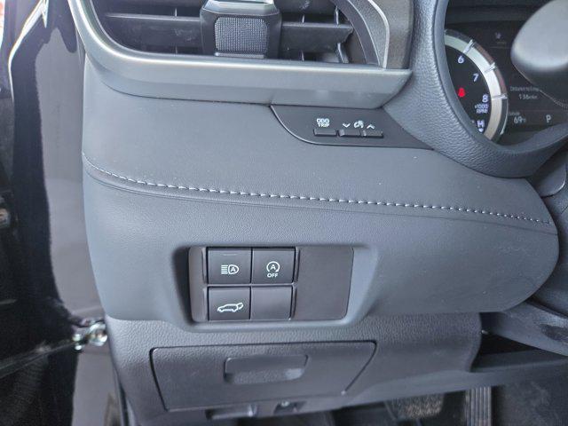 used 2023 Toyota Highlander car, priced at $33,800