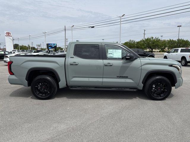 new 2025 Toyota Tundra car