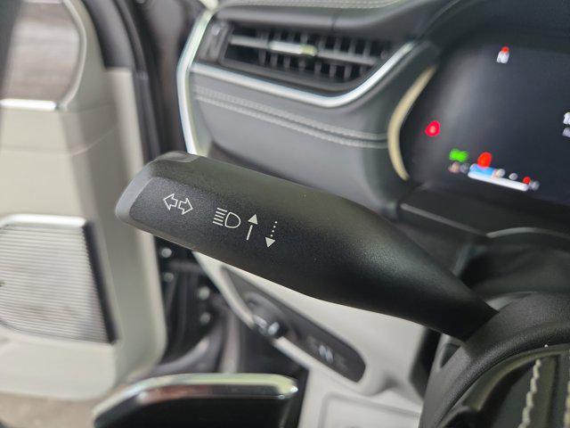 used 2021 Jeep Grand Cherokee L car, priced at $28,500