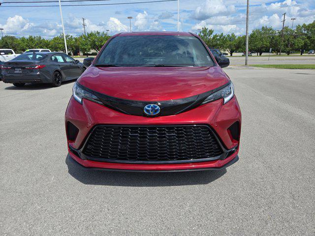 used 2025 Toyota Sienna car, priced at $49,800