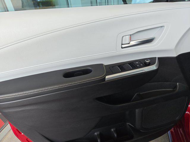 used 2025 Toyota Sienna car, priced at $49,800