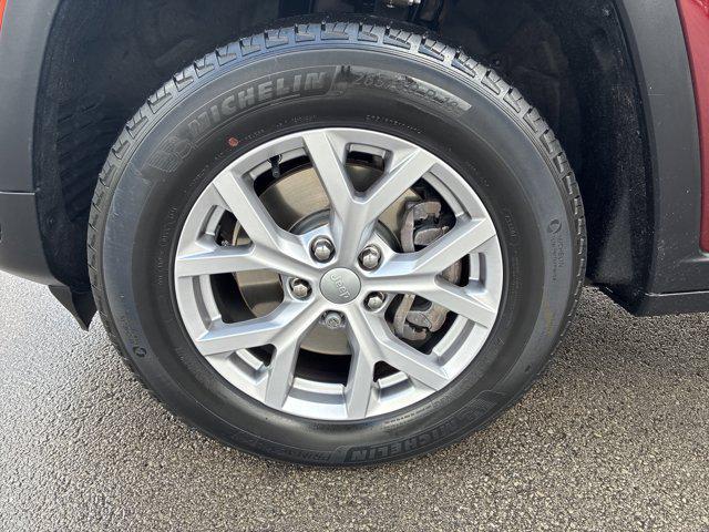 used 2021 Jeep Grand Cherokee L car, priced at $28,900