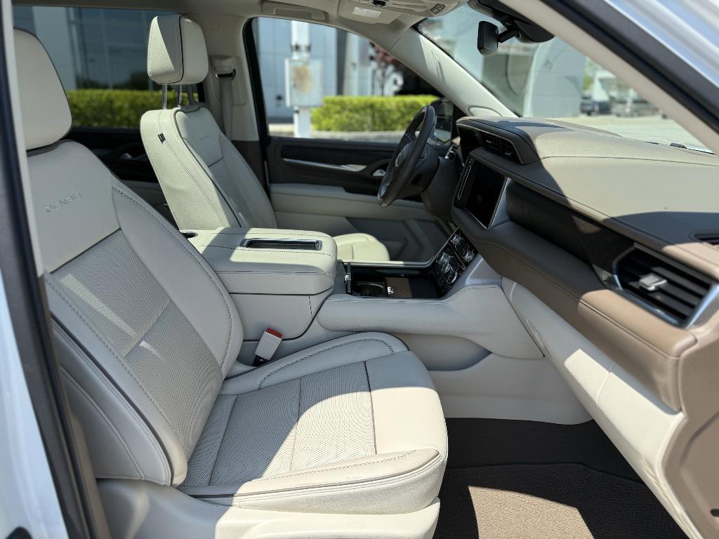 used 2022 GMC Yukon XL car, priced at $63,800