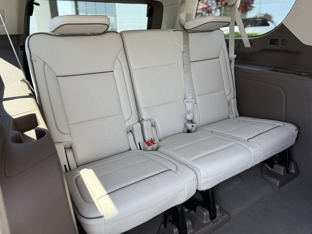 used 2022 GMC Yukon XL car, priced at $63,800