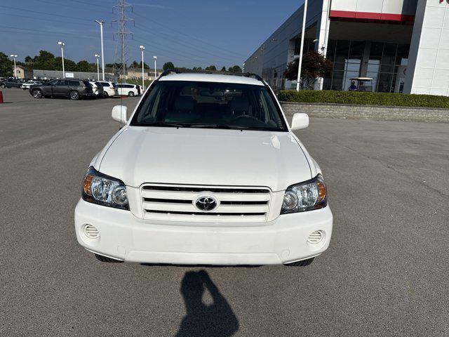 used 2007 Toyota Highlander car, priced at $10,900