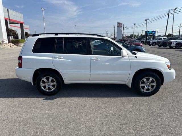 used 2007 Toyota Highlander car, priced at $10,900
